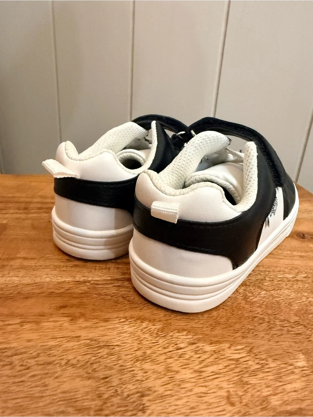 OshKosh B'gosh Black and White Kids Velcro Sneakers
